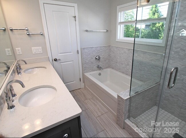 Building Photo - 501 Greystone Rd
