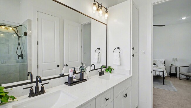 Building Photo - 2802 Tierwester St