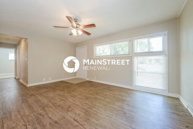 Building Photo - 3 Bedroom Pet-Friendly Home in Kansas City...