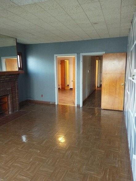 Building Photo - 36 Davidson Ave