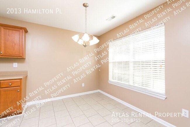 Building Photo - 2013 Hamilton Pl