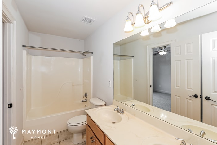 Building Photo - 341 Young James Cir