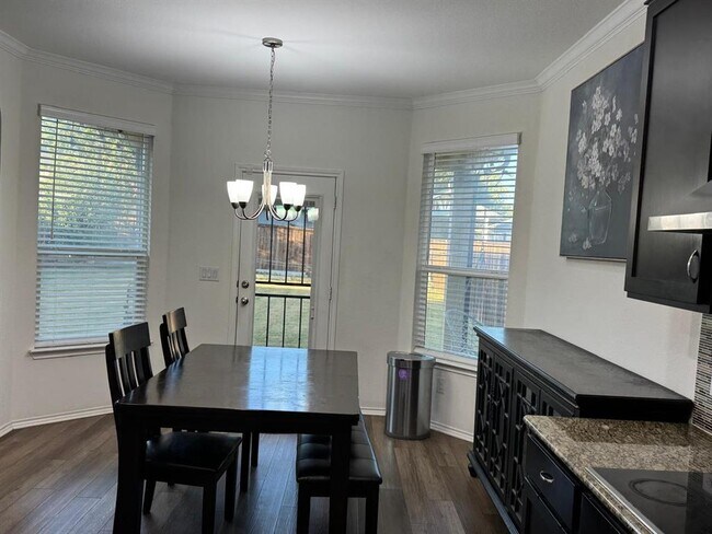 Building Photo - 505 Weizenbock Ln