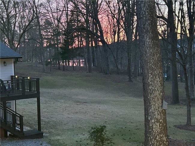 Building Photo - 4060 Merritt Dr