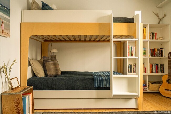 Building Photo - 55 Nordic Dr