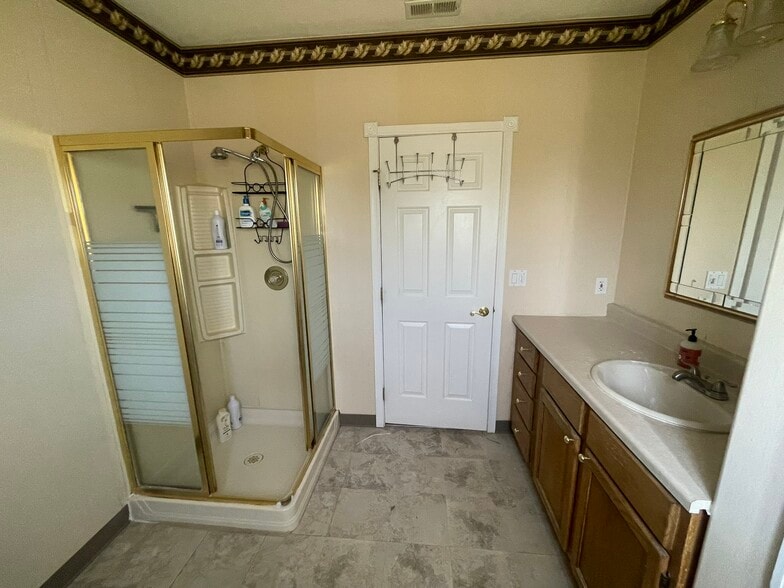 3/4 Bathroom - 222 W Golden Eagle Cir