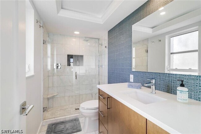 Building Photo - 9486 Gulf Shore Dr
