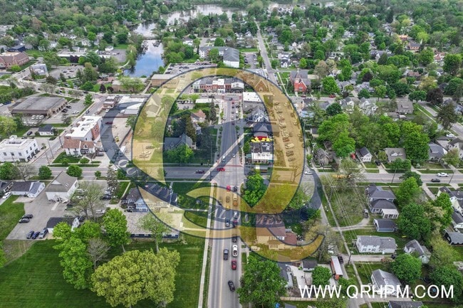 Building Photo - Available Now in Fenton!!!