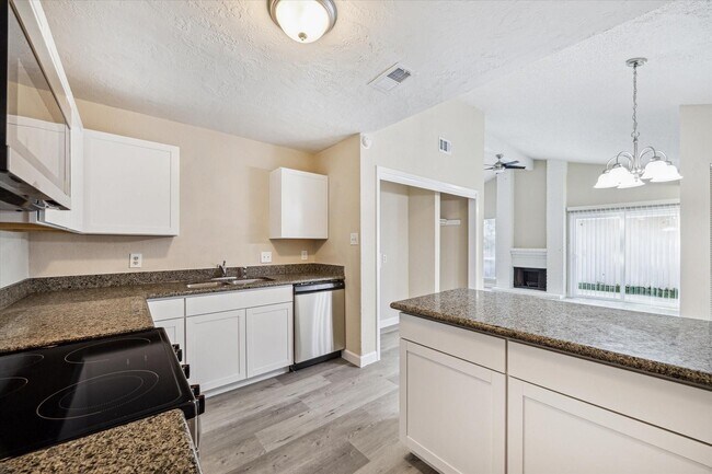 Building Photo - 23239 Prairie Bird Dr