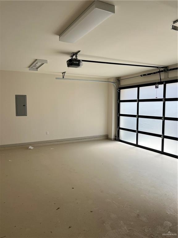 Building Photo - 12 Canary Ave