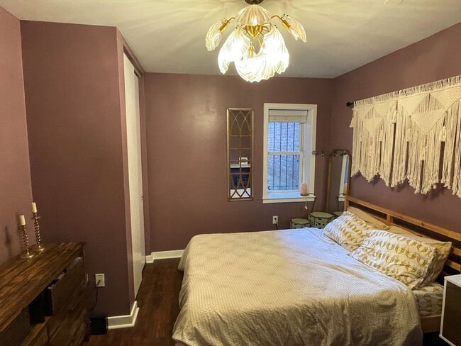 Building Photo - Recently Renovated 1 bedroom apartment in Columbia Heights