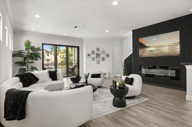 Building Photo - 7675 Toscana Blvd