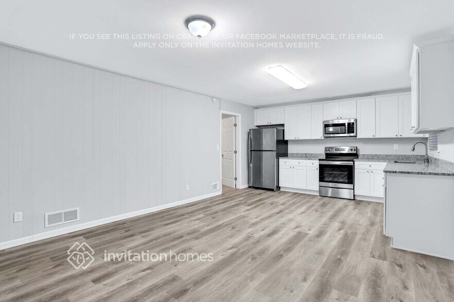 Building Photo - 3488 Pheasant Ct