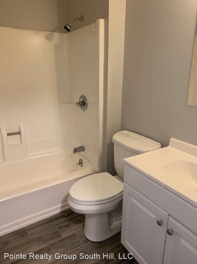 Building Photo - 3 br, 1.5 bath House - 13147 Lee Avenue