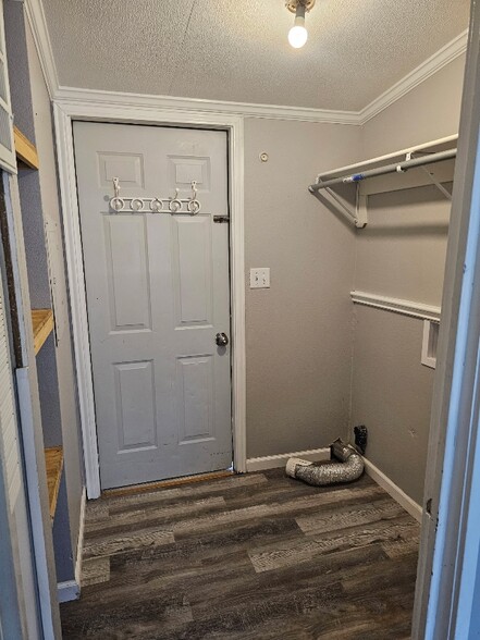 Building Photo - 31 Cinnamon Ln