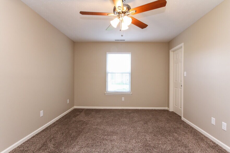 Building Photo - 12659 Spurrington Way