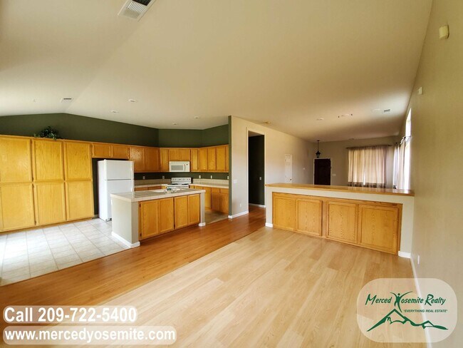 Building Photo - Hunters Village Phase 2. Do not disturb tenants.