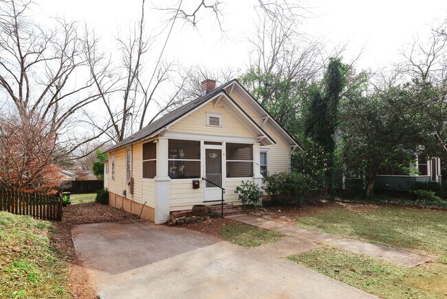 Building Photo - 150 Hall St