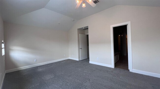 Building Photo - 2710 Hullsmith Dr