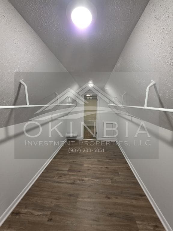 Building Photo - 2540 Catalpa Dr.