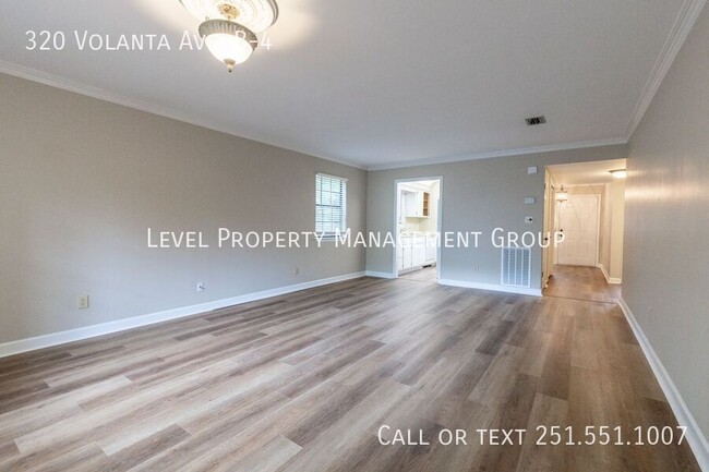 Building Photo - 320 Volanta Ave