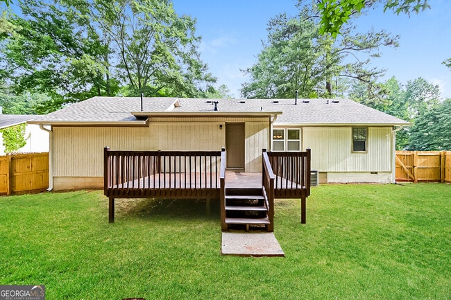 Building Photo - 2877 Old S Dr