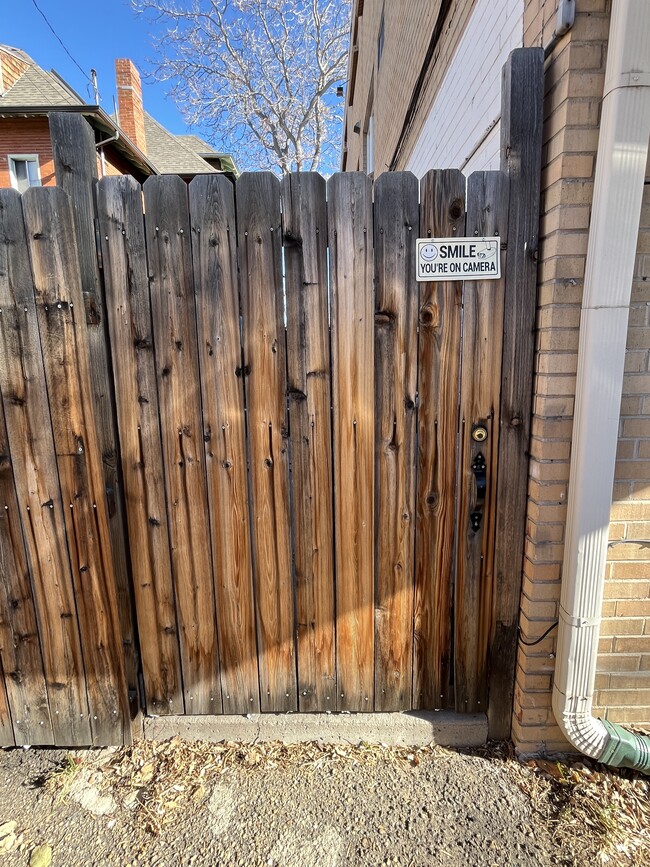 Private entrance - 1149 Columbine St