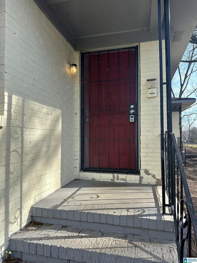 Building Photo - 737 47th St N