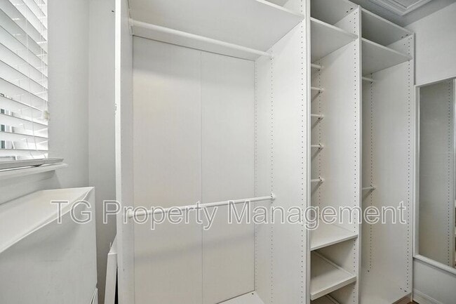 Building Photo - 3769 Verde Gardens Cir