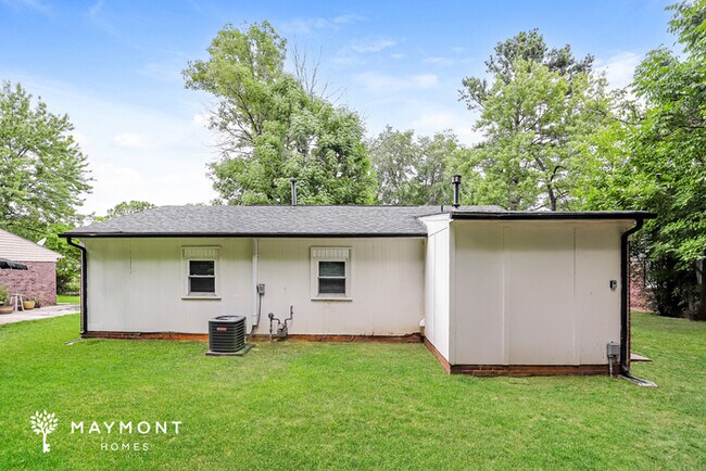 Building Photo - 1712 Gavin Dr
