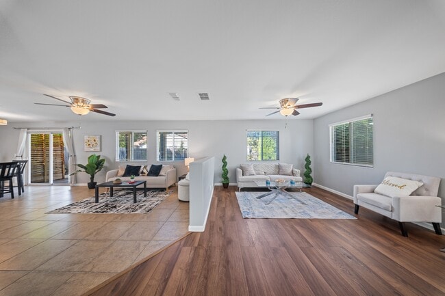 Building Photo - 4376 Grafton Cir