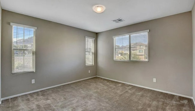 Building Photo - 37 Alamere Falls Dr