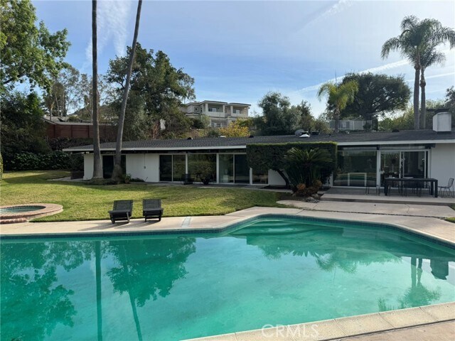 Building Photo - 1140 S Serena Dr