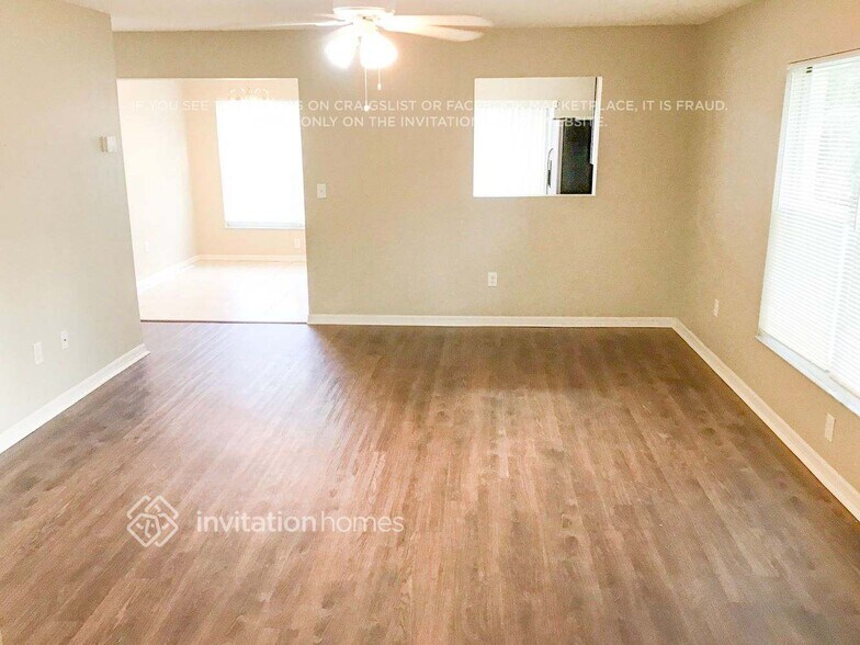 Building Photo - 5701 Tanagergrove Way