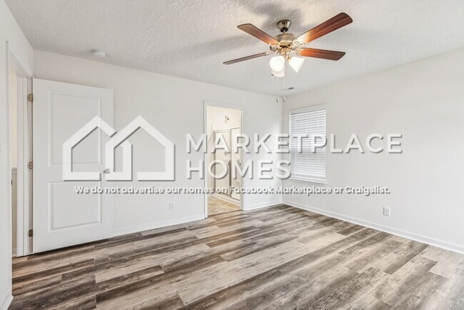 Building Photo - 1425 Willow Springs Dr