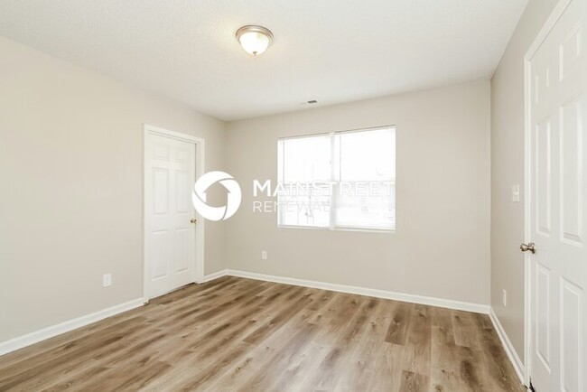 Building Photo - 1628 Lisbon Ln