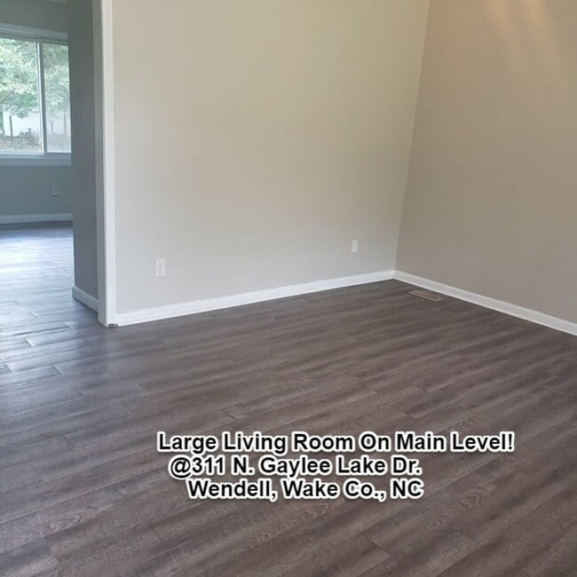 Building Photo - $1795/mo. w/Modern Renovations! 4 BR, 2 BA Wendell, NC!  Large, Split-Level single family home w/...
