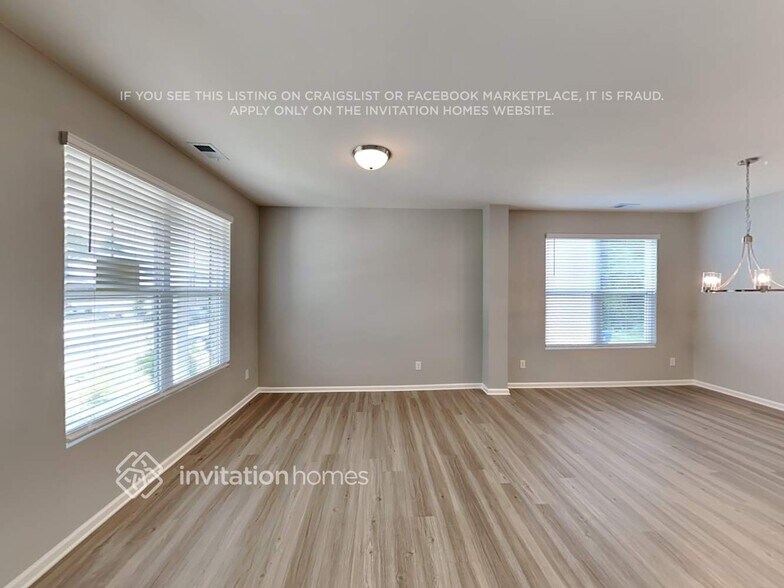 Building Photo - 229 N Fortune Way