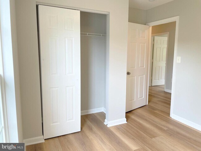 Building Photo - 13713 Palmetto Cir