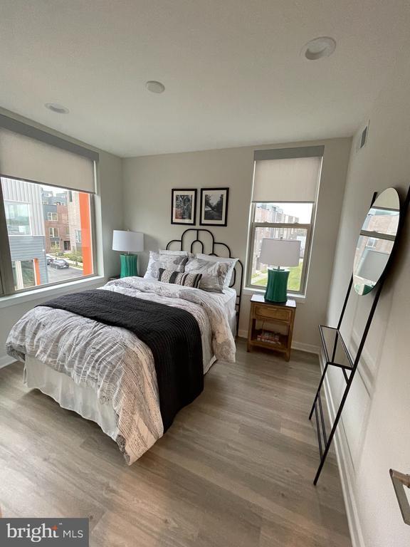 Building Photo - 3129 Beachview Ln