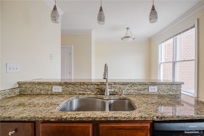 Building Photo - 603 Chamberlayne Pkwy