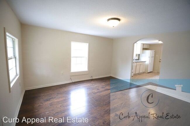 Building Photo - 2 br, 1 bath House - 820 Warren