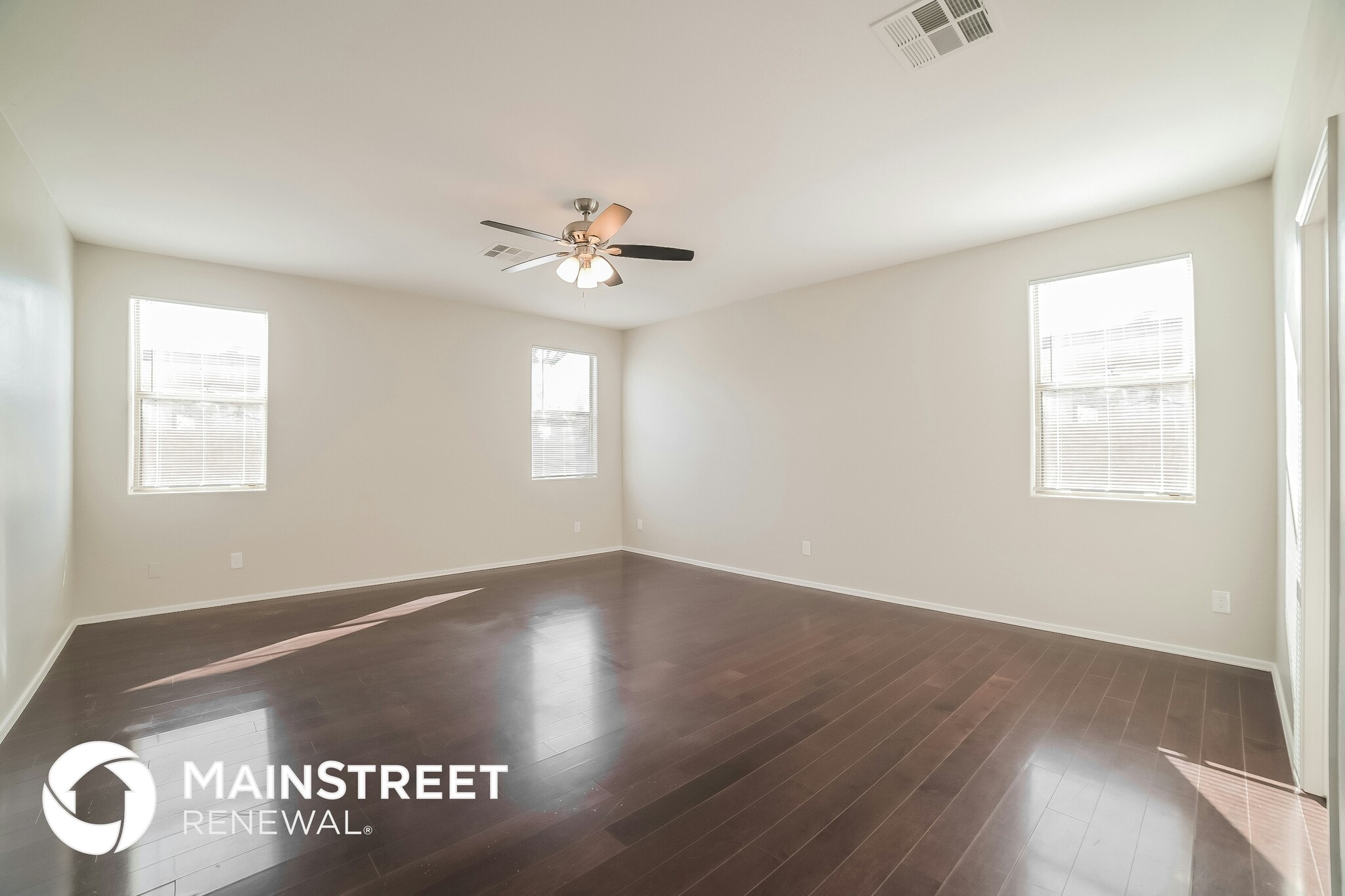 Building Photo - 15651 W Cameron Dr