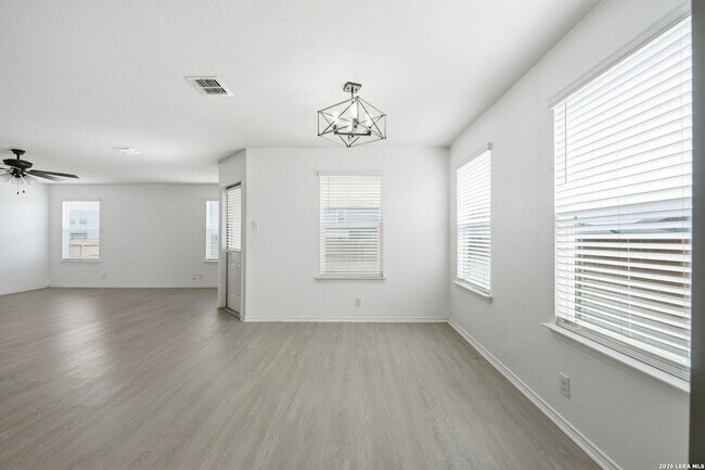 Building Photo - 6418 Dynamic Sound