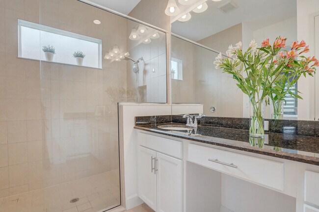 Building Photo - 16074 Whippoorwill Cir