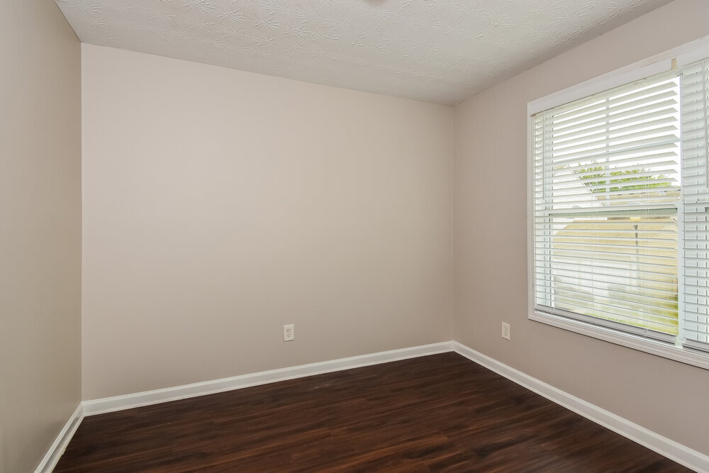 Building Photo - 701 Sweet Spice Way