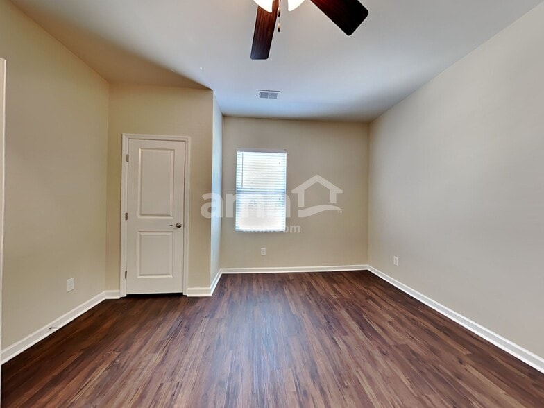 Building Photo - 266 Decatur Dr