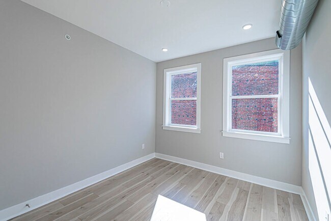 Building Photo - 1448 S 52nd St