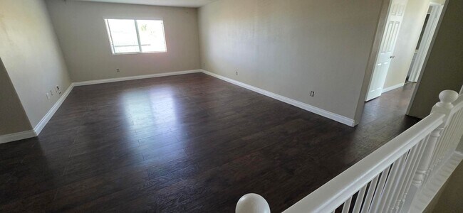 Building Photo - Large 6bed 4bath San Jacinto Beauty!