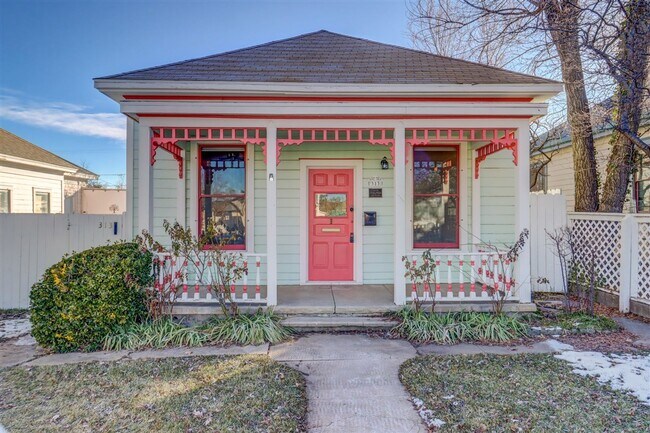 Building Photo - 313 N Mt Vernon Ave